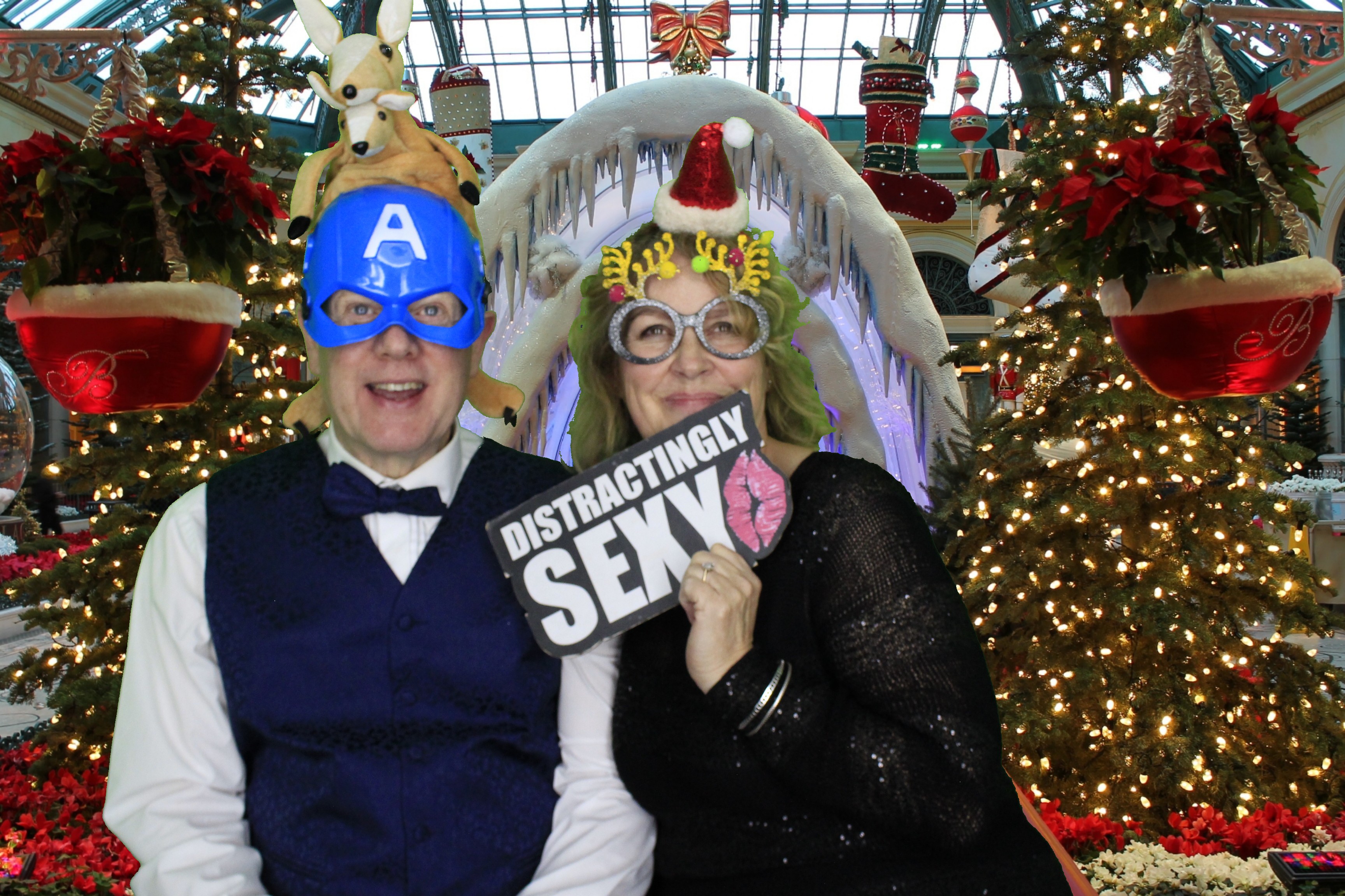 Silvermere Christmas Party  | View more photos from the event at gallery.myphotoboothexperience.co.uk/u/MyPhotoBoothExperienceLtd/Silvermere-Christmas-Party-1